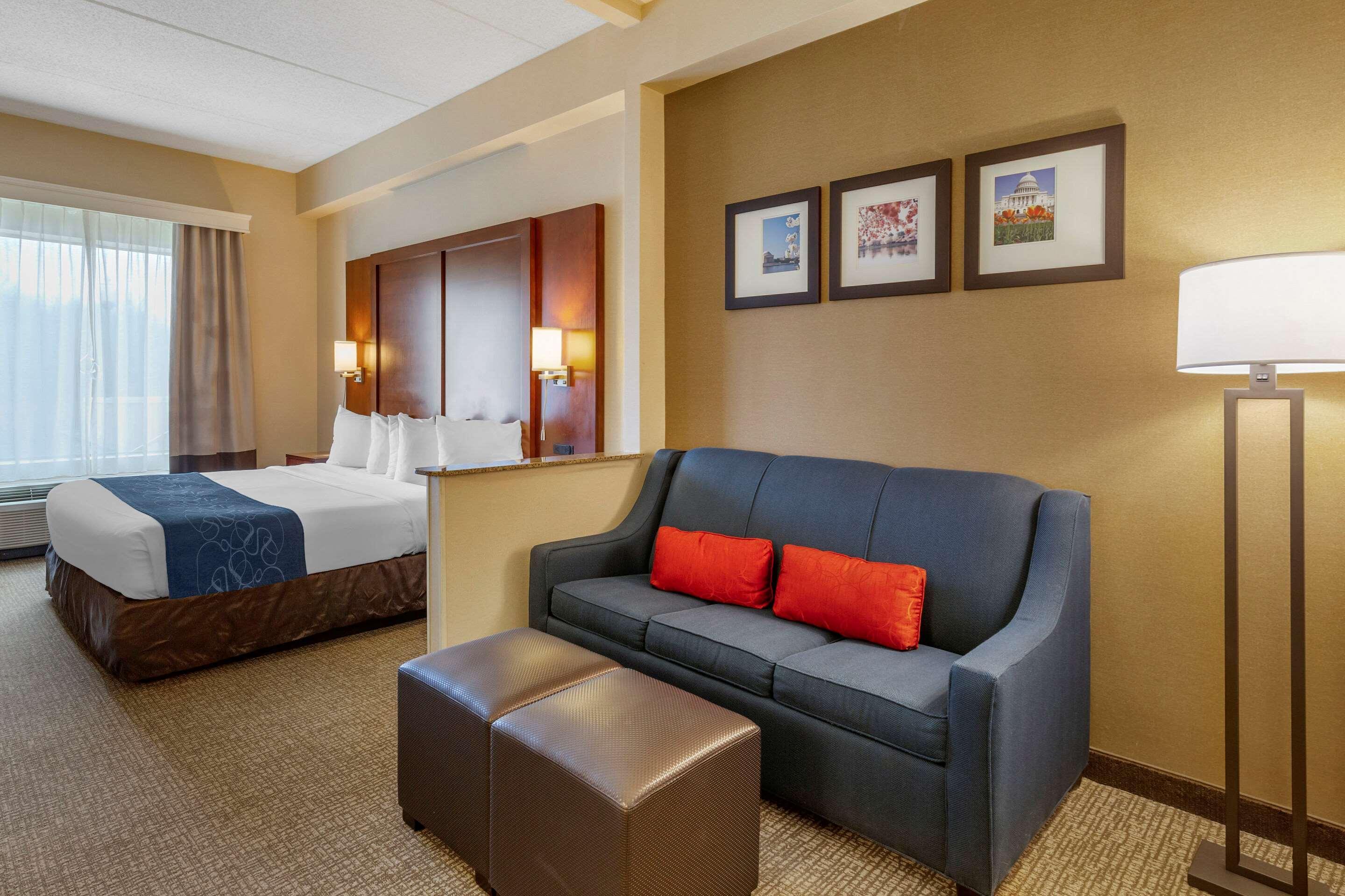 Comfort Suites Manassas Battlefield Park Exterior photo