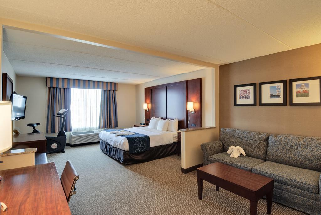 Comfort Suites Manassas Battlefield Park Exterior photo