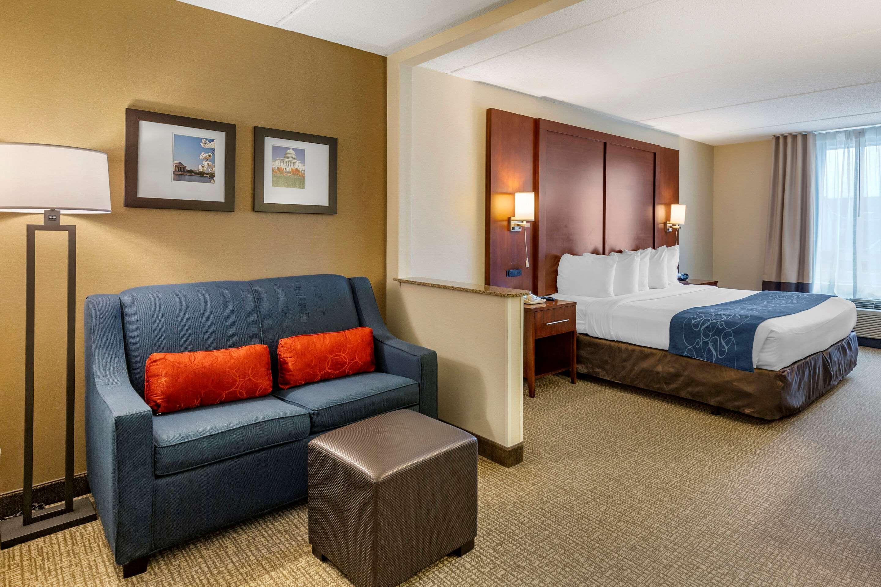 Comfort Suites Manassas Battlefield Park Exterior photo